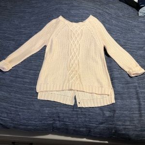 Cable Knit sweater, in cream with buttons